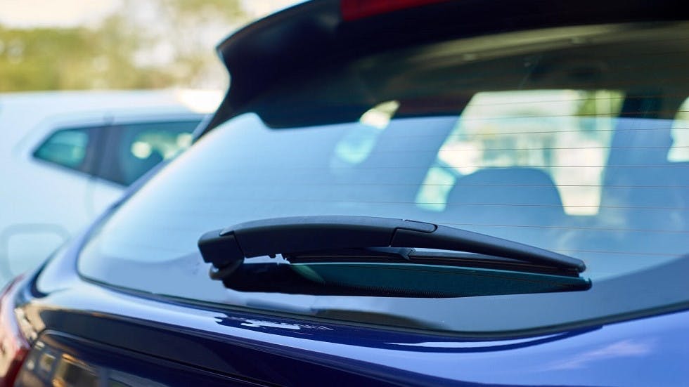 Lunette Arrière par 2H Auto Vitrage près de Grenoble